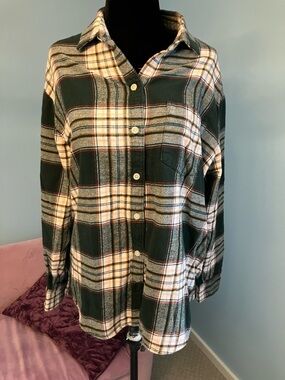 Old Navy Green and White Plaid Flannel Shirt